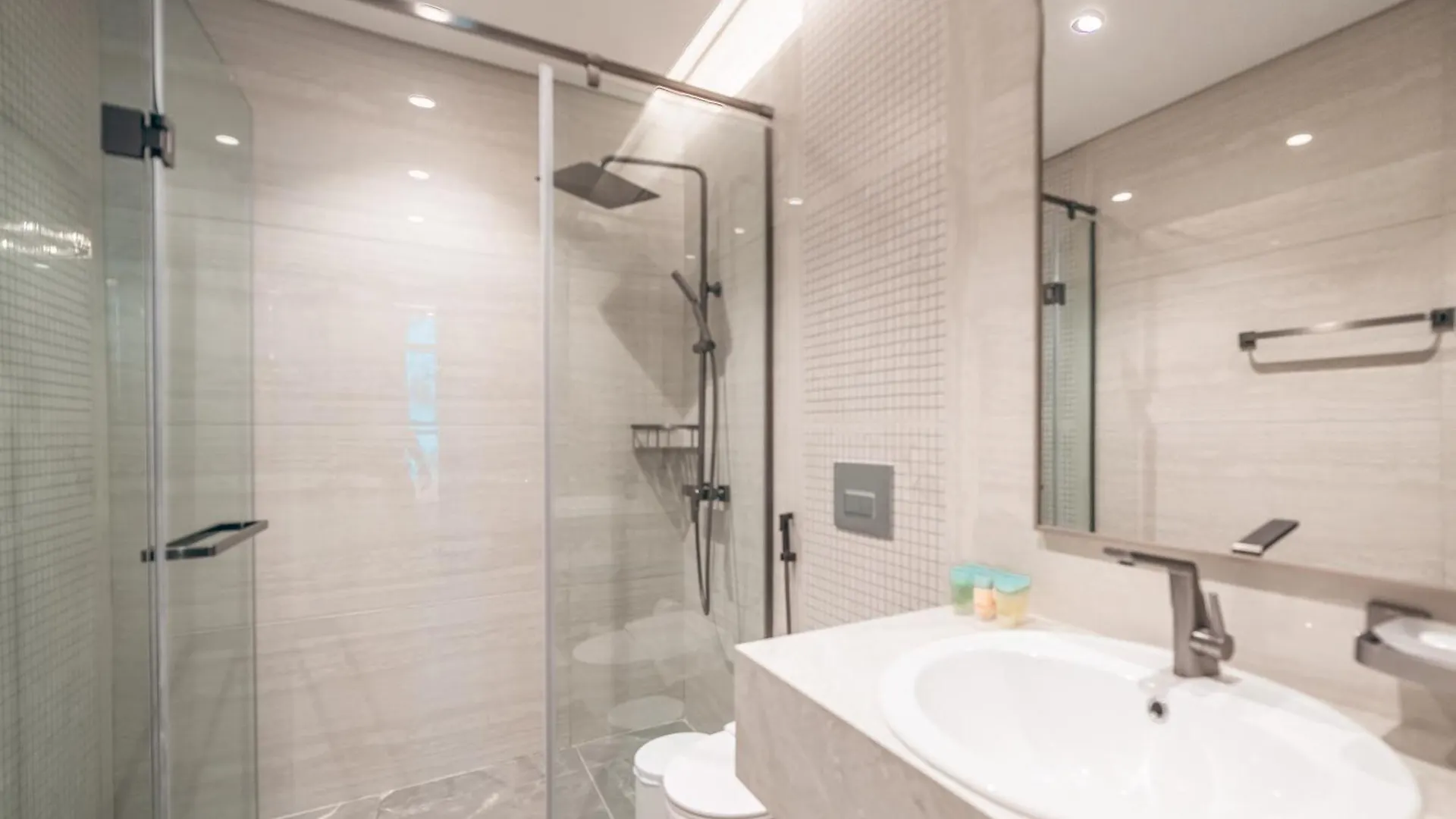Stunning One Bed Apartment In Luxury Tower Dubai