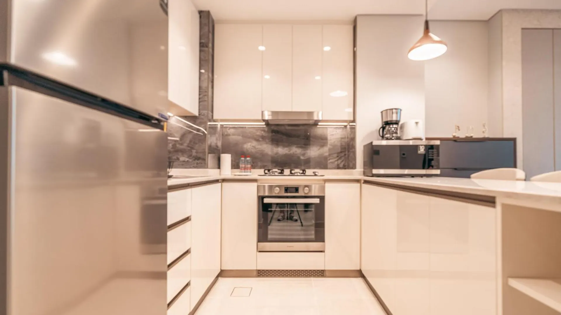 Stunning One Bed Apartment In Luxury Tower Dubai 0*,